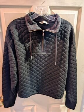 DSG Quilted Half-Zip Pullover Sweatshirt - Black